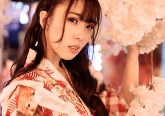 Feilin嗲囡囡 – 偶尔想一想，伊蓓Eva美足图集里的曲线竟然让人心痒！