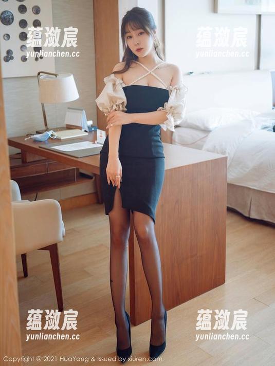HuaYang花漾 - 让无圣光照亮黄乐然的泳池合集时刻