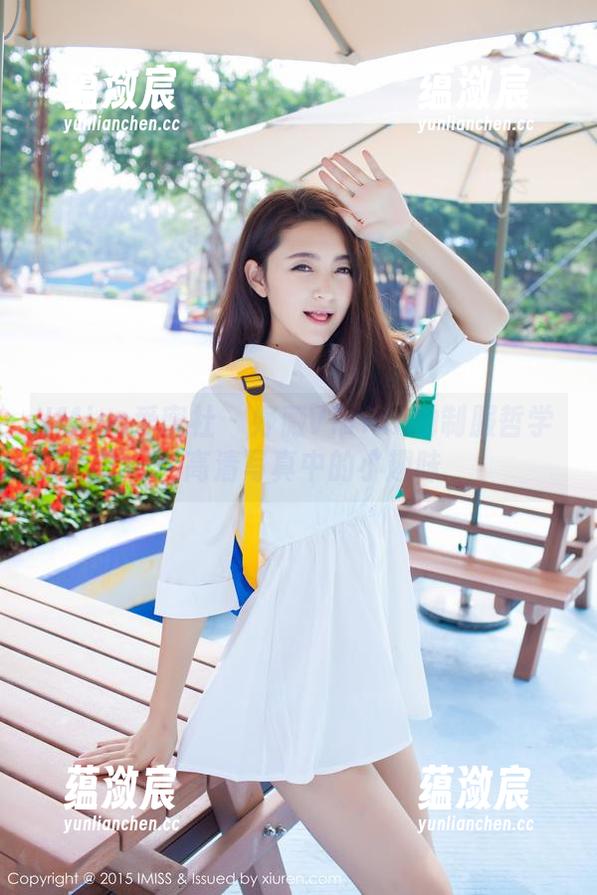 IMiss爱蜜社-妤薇Vivian IMiss爱蜜社 - 妤薇Vivian的制服哲学:高清写真中的小趣味
