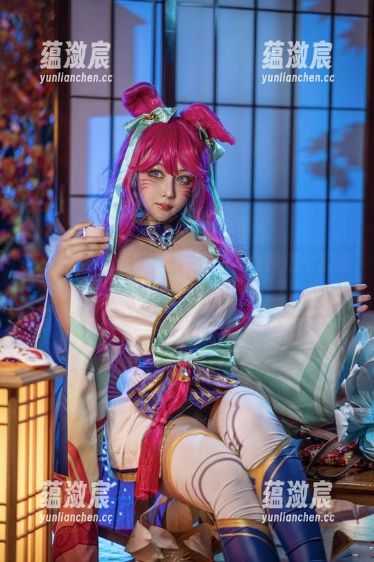 在线的KANEKO_咔喵，兔女郎这个身份，真有意思