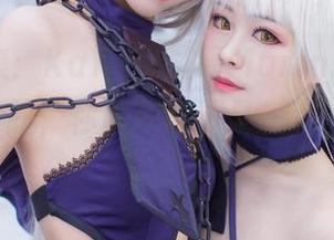 最新合集：KaYa萱演绎MarinKitagawa兔女郎，你敢信这不是一次神秘的小聚会？