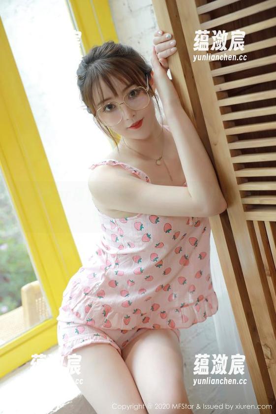 MFStar模范学院 - 从连衣裙到私人定制：悦爷妖精的写真术