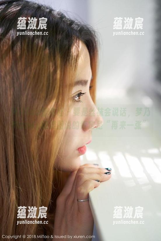 MiiTao蜜桃社-梦乃Mandy MiiTao蜜桃社 - 要是丝袜会说话,梦乃Mandy的美图说的肯定是“再来一张”
