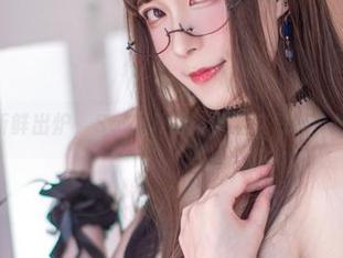 图包新鲜出炉，Sakiiii翎柒学姐这气场，哈哈。