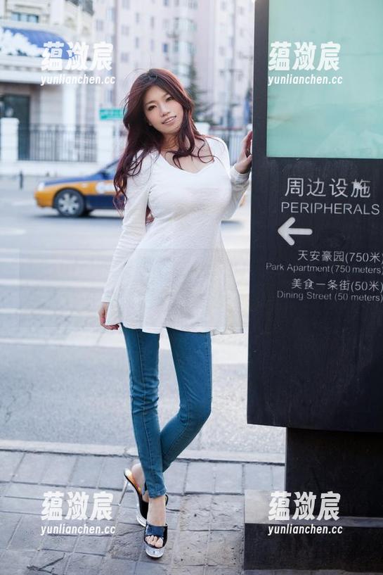 TuiGirl推女郎 - 何何夕的最新作品集，裤里丝，发现这个“意外”的衣服组合。