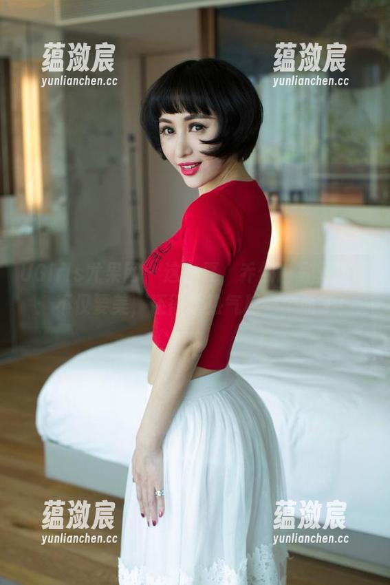 UGirls尤果网 - 这一夏，乔依琳写真精选：不仅要美，还得给热气球一个面子！