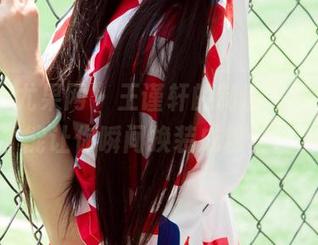 UGirls尤果网 – 王谨轩的制服写真，听说能让你瞬间换装成粉丝！