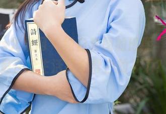 UGirls尤果网 – 纯白套图的田熙玥，难道是在给生活打个雪白的补丁？
