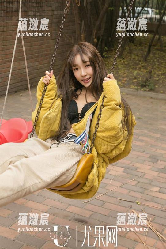 UGirls尤果网 - 白熙萌的甜心写真集，带你撩一撩那颗小心脏～资源还挺丰富哈哈！
