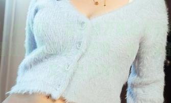 UGirls尤果网 – 轻轻点开陈幼伊的修女图，一番江湖画面跃入眼帘，怎么说都有点文化气息呢？