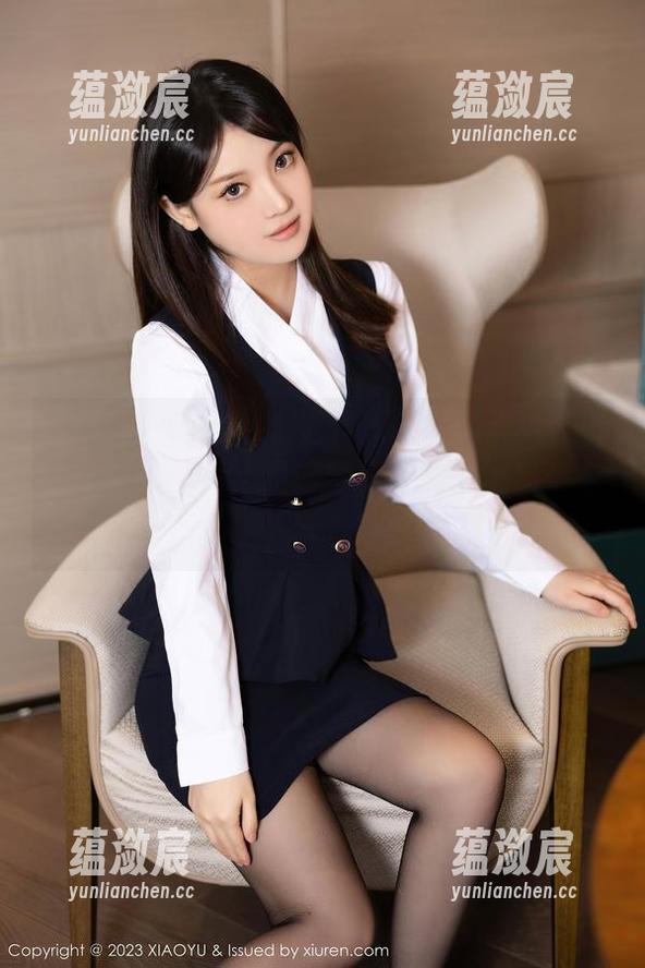 XIAOYU语画界 - 更新！徐莉芝穿牛仔裤的新图集，是不是该给这些裤子也起个名字？