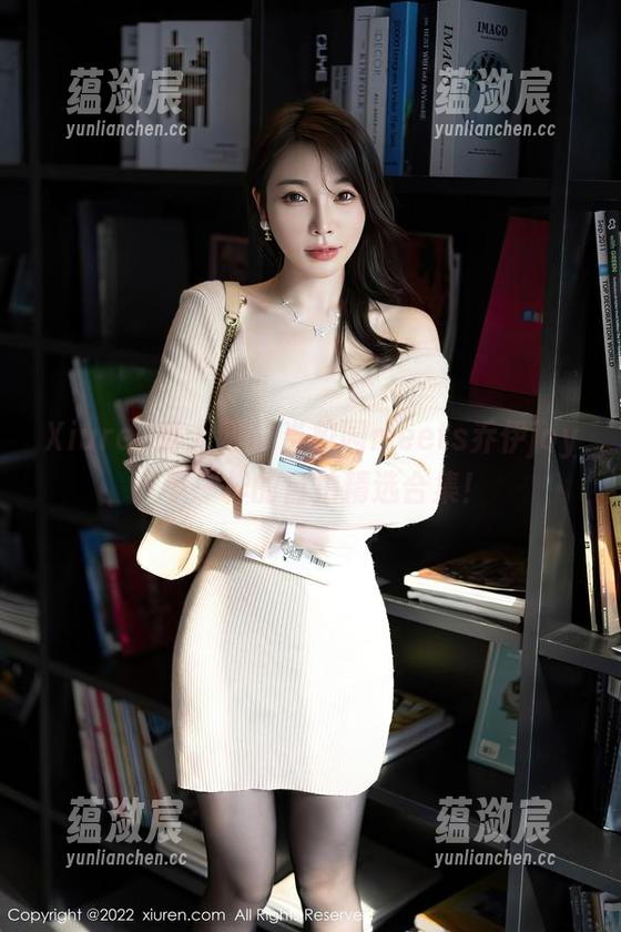 Xiuren秀人网 - 当校园meets乔伊joy：不一样的自拍精选合集！