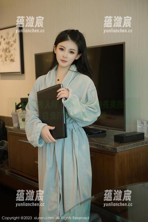 Xiuren秀人网 - 零售价的油亮美图：大白兔吖的秘籍藏在哪