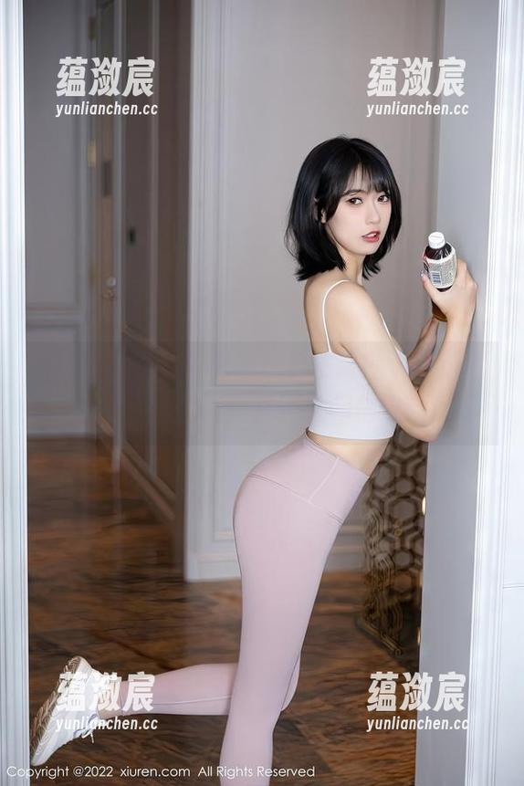 Xiuren秀人网 - 在线看王馨瑶yanni的丝袜，高清得简直不敢相信这腿...