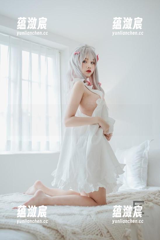 好奇Yuna(윤아)的甜心，在线揭开原图的“真相”！