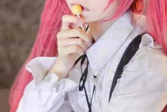 要不是看了kitaro绮太郎的写真，我都不知道粉色团子还能这么撩人。完了，我也想变成团子了…