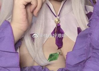 就在看佳佳酱ovo的魅魔图片，忽然觉得自己也被迷住了。