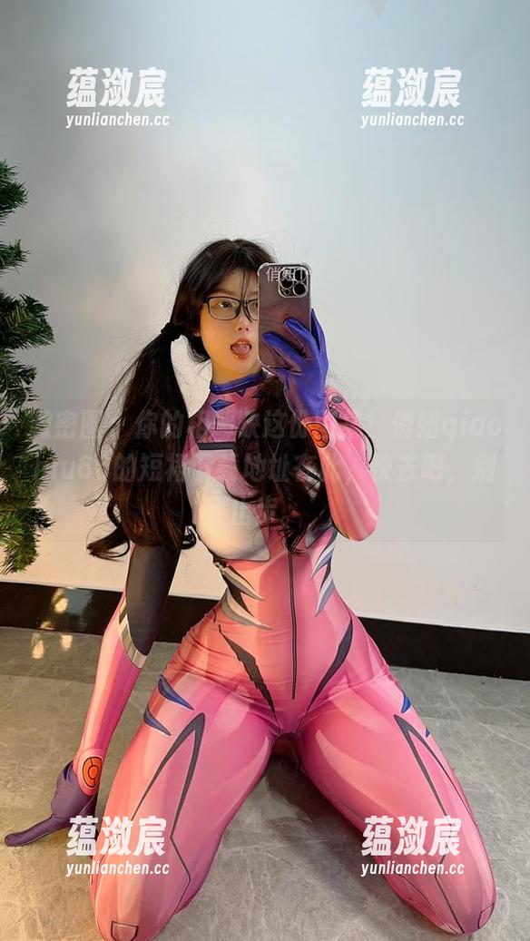 俏妞qiaoniu66 微密圈 - 你的相册缺这份图集!俏妞qiaoniu66的短裙下载地址在此,快去吧,别止步。