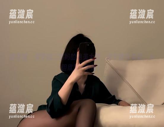 微密圈 - 保守的二舅妈的绝美大腿，这个图包免费，大胆欣赏一下吧！