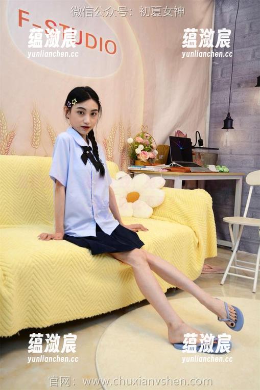 初夏女神 - 柒柒上线，兔女郎原图大公开，谁还敢说不看？