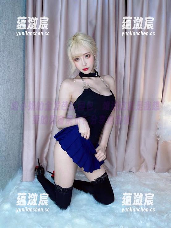 啾小妍的金发芭比图包，难道这就是我想要的橱窗展示？分享给我快！