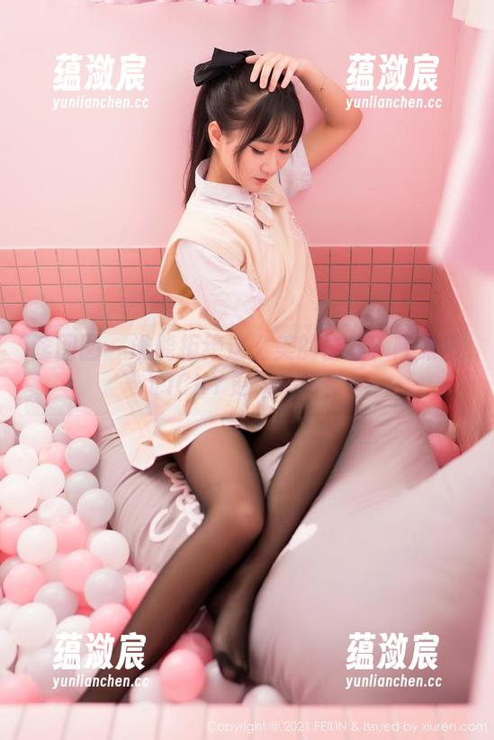嗲囡囡-陈雅漫VICKY 嗲囡囡 - 谁能拒绝这么美的白丝?陈雅漫VICKY更新来喽!