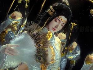 在下萝莉控ii和她的英雄联盟-拉克丝套图：这个时候说什么都没用啦！