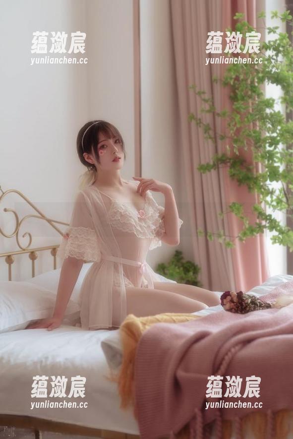 夏夏子的龙年新春，图片到底有多能撩？