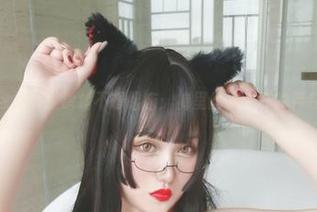 图包里的夏鸽鸽不想起床：裤里丝是怎样的存在？