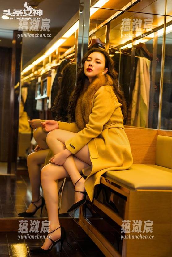 头条女神 - 下载这套玄子的包臀物语套图，算不算暴露了我审美的底线？