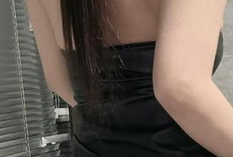 微密圈 – 酒店系列里的奶雯：最新美图简单粗暴地好看！