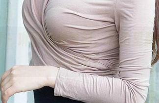 尤果网 – 琳丽短裙时刻，私拍里藏着什么小心思？