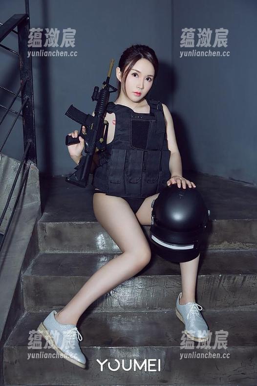 尤蜜荟 - Domen瑶瑶校服：优雅的作品，一丝不苟的资源，难得一见。