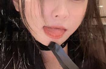 微密圈 – 表面上是左公子666的最新套图，实际上是我无意识的沉迷于少女的神情。