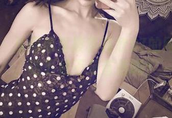 微密圈 – 从图库里被李嘉欣97的网袜吸引，这下载不是首选吗？