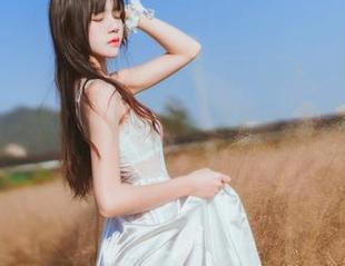 桜桃喵在户外，图片就像果冻一样，想吃却舍不得！