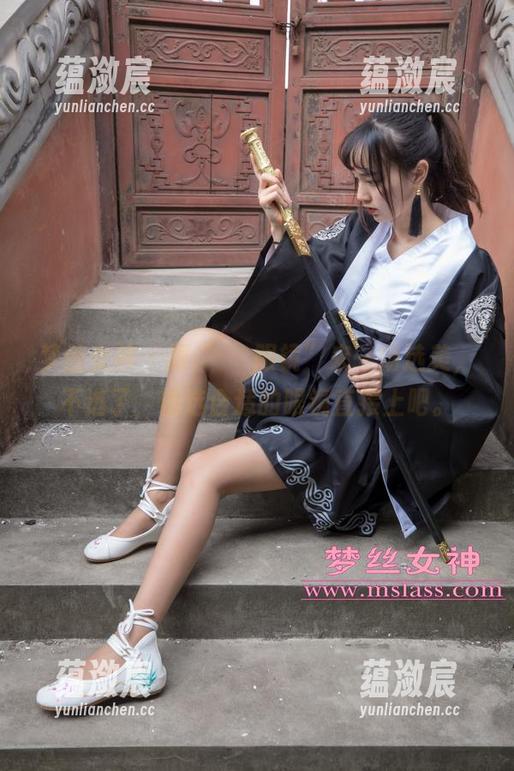 梦丝女神 - 跟“玥玥眼镜”来一场选美，不选了，精选合适的眼镜直接上吧。