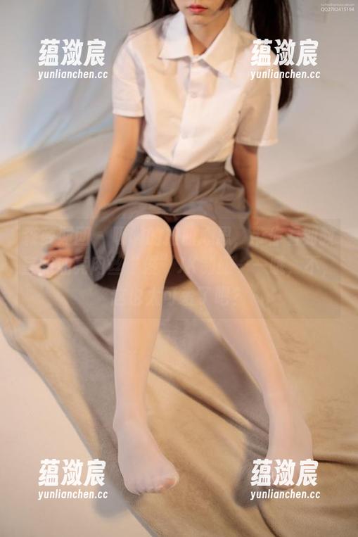 森萝财团 - 吸吸的扭曲心思，带你看到教室的油亮肉丝“绫”JK制服——哦，不，这也太可爱了吧？