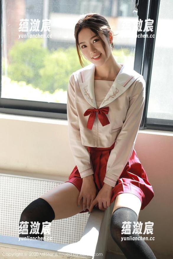 模范学院-韩好甜 模范学院 - 美腿写真合集,得了韩好甜这样的腿,真不想穿裤子