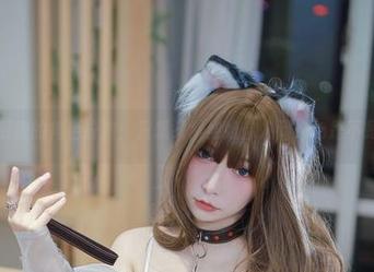次屁啦的角色扮演：只想问，姐姐你人间绝色是不是？