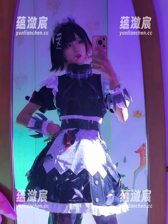 她就是那么会玩的！狐玖玖的万圣节套图，敢不下载试试？