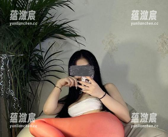 微密圈 - 猪饲料与白裙：资源中的不怀好意释放