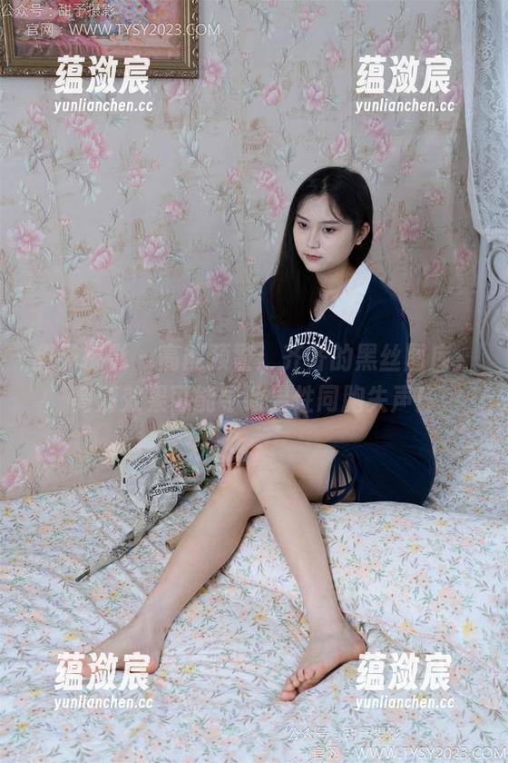 甜予摄影 - 高能预警：齐齐的黑丝图库，高清效果可能导致男性同胞失声！