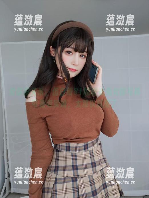 爱你没关系，但白银81的皮衣兔女郎写真可是老实说，太难以抗拒了