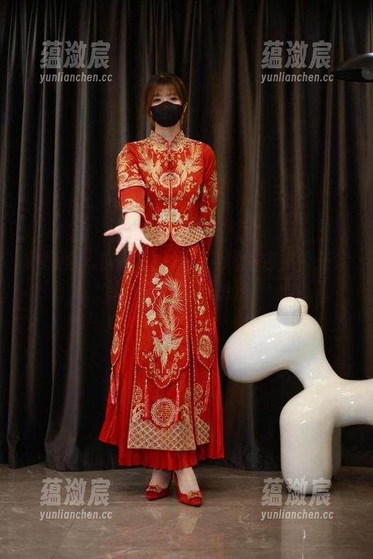 微密圈 - 白龙猫女黑丝黑靴图包，快来分享一下你的‘想法’