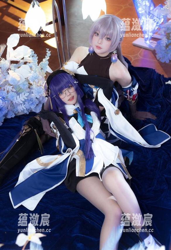 最新写真：百合欧皇子教你如何优雅地在连衣裙里奔跑！