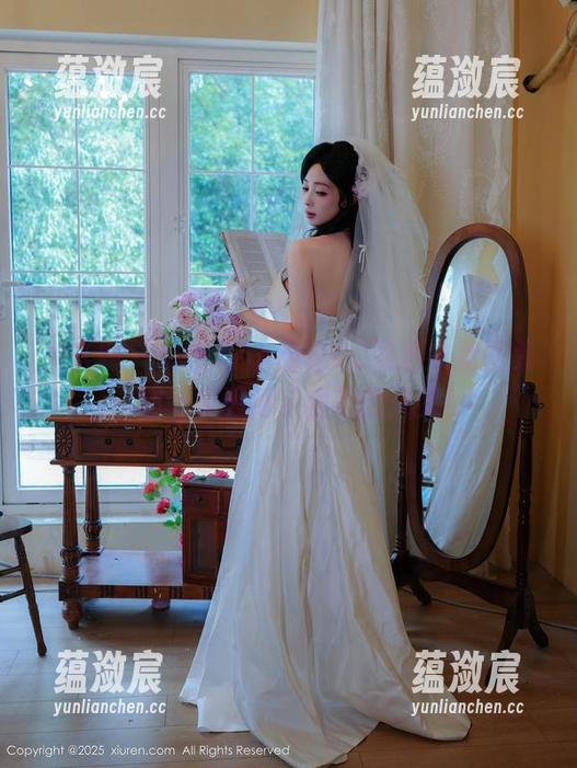 秀人网 - sugar小甜心CC的连衣裙图集：别让衣服抢了甜蜜的风头！