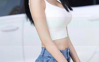 秀人网 – 一不小心被奶酥的妹妹圈粉，这套写真太上头
