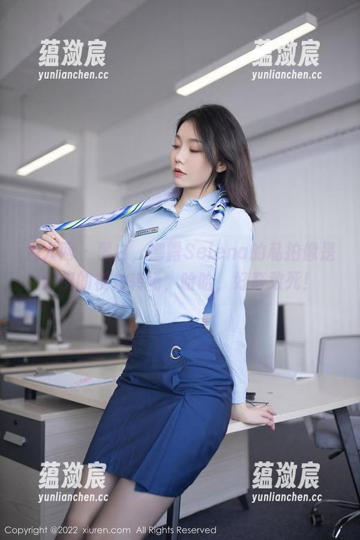 秀人网 - 黑白，娜露Selena的私拍像是调皮的视角转场，哈哈，好奇致死！