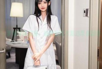 秀人网 – 学妹穿搭秘籍：娜露的图片精选带你翻新衣橱！